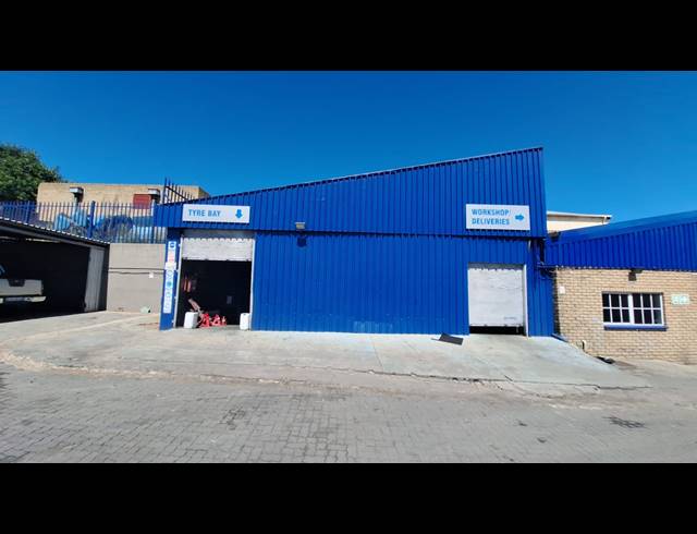 8,000M² WAREHOUSE FOR SALE IN WYNBERG